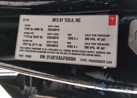 2018 Tesla Model 3 Long Range/Mid Range из США, поврежденный, VIN 5YJ3E1EA3JF050304